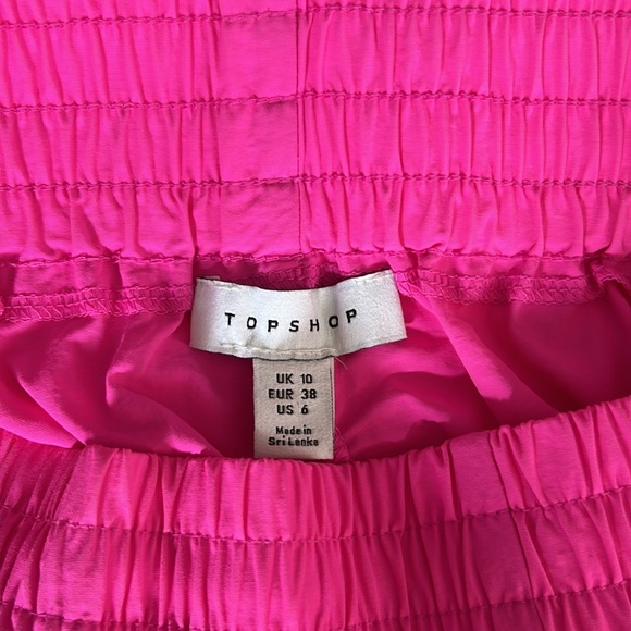 TOPSHOP HOT PINK NYLON HIGH WAIST SHORTS - Picture 5 of 5